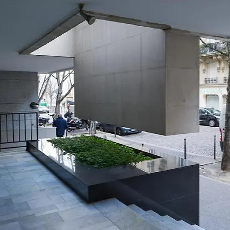 Dayroom Espace Paris Sans Nuitee Et Partagee Nuitee -- Repos Journee Ou Espace Travail 8-19h Proche Tour Eiffel Ou Usage Bureau A L'heure En Journee -- Nuitee Avenue Paris Apartment Chatillon (Hauts-de-Seine)