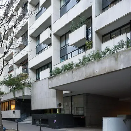Apartment Dayroom Espace Paris Sans Nuitee Et Partagee Nuitee -- Repos Journee Ou Espace Travail 8-19h Proche Tour Eiffel Ou Usage Bureau A L'heure En Journee -- Nuitee Avenue Paris Chatillon (Hauts-de-Seine)